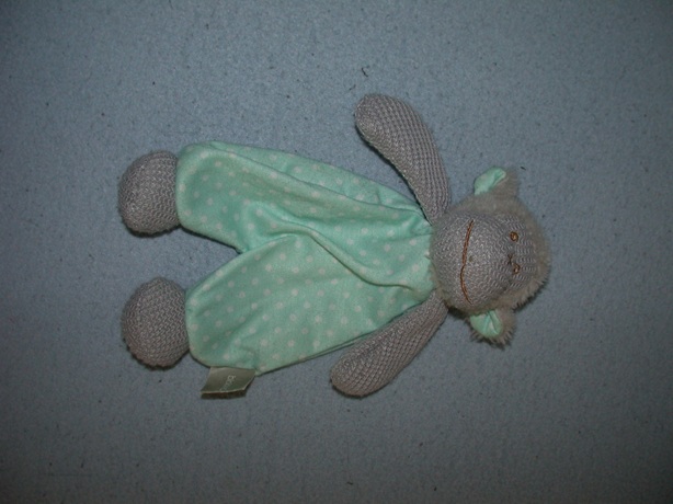 AJ-1548  Blokker kroeldoekje aap Let's Cuddle - 23 cm