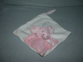 QZ-1355  Happy Horse kroeldoekje varken Pig Paris
