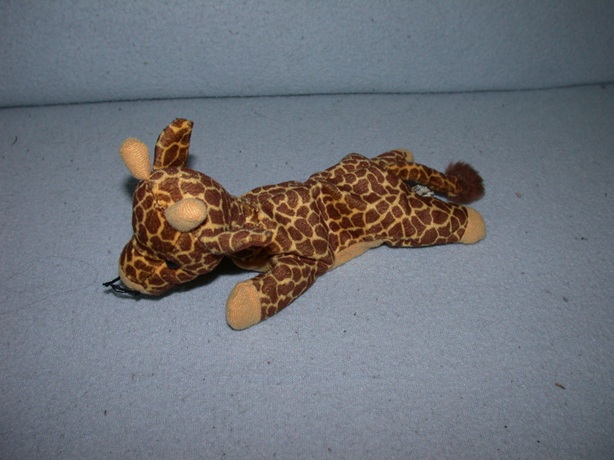 AJ-33  Happy Tails giraffe - 24 cm