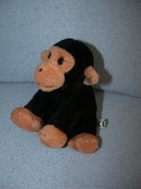 AJ-1964  Ravensden/Dierenrijk aapje/chimpansee - 13 cm