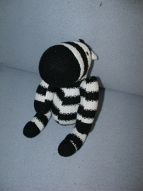 QZ-1354  Hema gebreide zebra - 24 cm