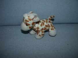 AJ-833  Hema giraffe