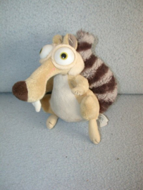 AJ-796  Ice Age 3 (Dawn of the Dinosaurs) eekhoorn jongen Scratch - 15 cm