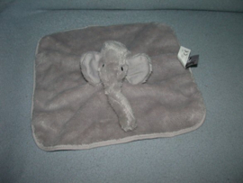 KP-2299  Baby's Only kroeldoek olifant