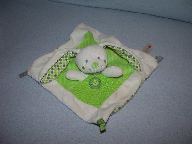 K-1804  Nicotoy kroeldoekje konijn