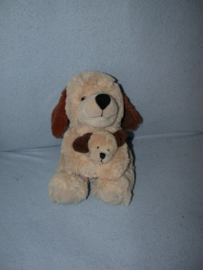 H-873  Nicotoy hond met kleintje - 22 cm