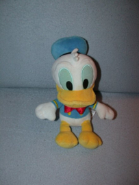 E-759  Disney Classic Plush Collection eend Donald Duck - 24 cm