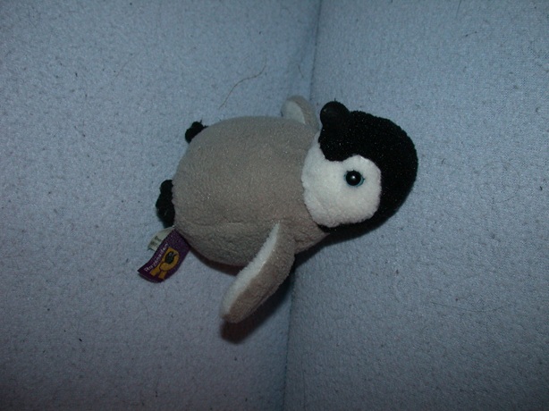 E-844  Ravensden pinguin - 13 cm