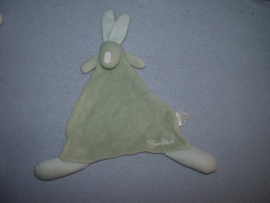 K-1282  Bambino kroeldoekje konijn