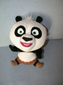 B-1332  Big Headz Kung Fu Panda - 21 cm