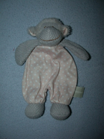 AJ-1552  Blokker kroeldoekje aap Let's Cuddle - 23 cm