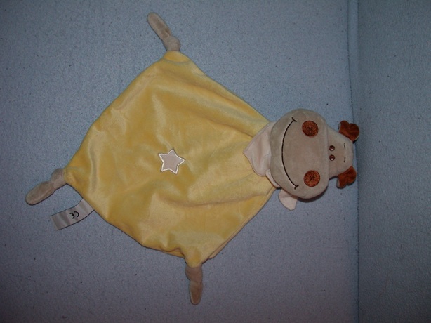 KP-822  Evora kroeldoek nijlpaard