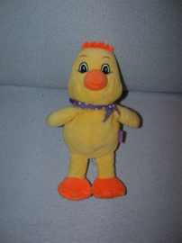 E-784  Milka eend met halsdoekje - 24 cm
