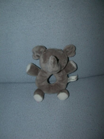 KP-829  Tender Toys rammelaar olifant