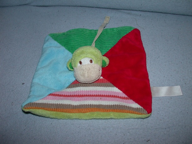 AJ-950  Happy Horse kroeldoekje aap Monkey Mo Tuttle