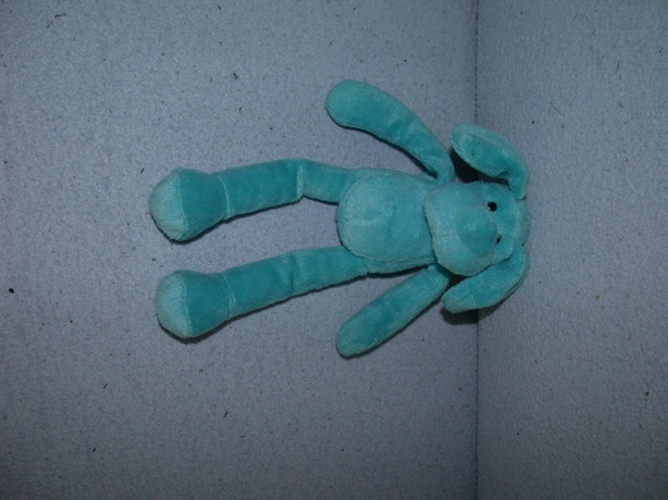 H-339  Hema Beestenbende hondje Woof - 23 cm - geen magneetjes!