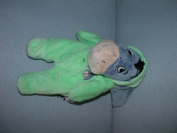 AJ-671  Nicotoy Iejoor met pyjama - 29 cm