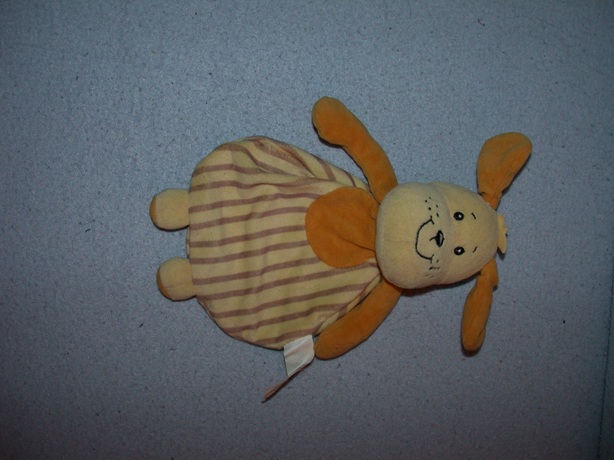H-252  Evora knisperdoekje hond - 23 cm