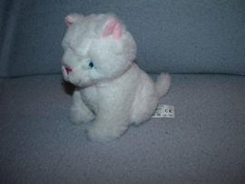 KP-2453  ZD Trading/Action poes met halsbandje - 12 cm