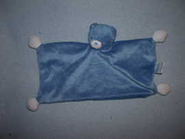 B-860  Nestle kroeldoekje beer velours