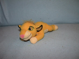KP-1820  Disney/Merison leeuw Simba uit the Lion King - 20 cm