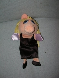 QZ-610 AH/Muppets handpop Miss Piggy