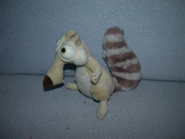 AJ-796  Ice Age 3 (Dawn of the Dinosaurs) eekhoorn jongen Scratch - 15 cm