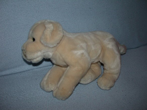 H-1351  Anna Club Plush hond/Labrador - 30 cm