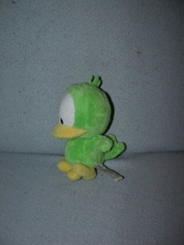 E-494  Anna Club Plush vogel/kip - 14 cm