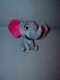 KP-2424  Lidl/Safari Mini olifant Olivia