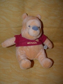 B-39  Nicotoy/Disney Baby beer Winnie de Poeh - 18 cm