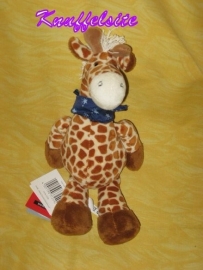 AJ-562  Gloednieuw! Sigikid giraffe met halsdoek - 31 cm