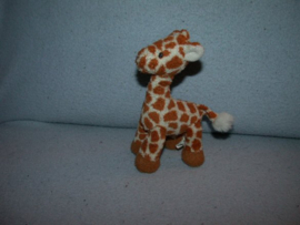 AJ-325  Hema kleine giraffe