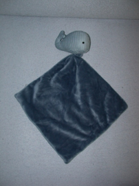 QZ-1174  Zeeman walvis met kroeldoekje