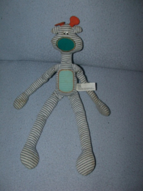 AJ-665  Hema slungelgiraffe - 38 cm