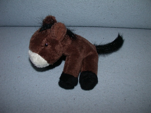 KP-1700  Elcee/Unitoys paardje - 15 cm