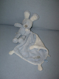 K-1482  VIB/Very Important Baby konijntje met kroeldoekje
