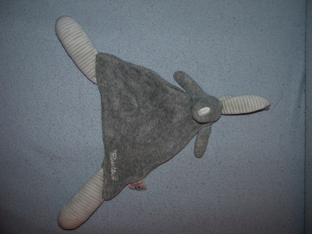 K-1499  Bambino kroeldoekje konijn
