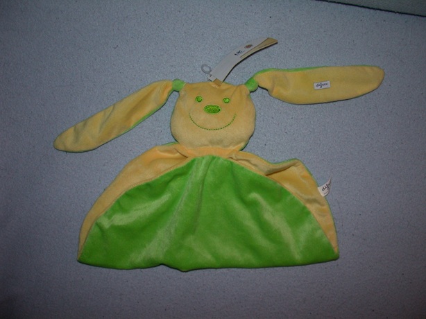 K-1244  Gloednieuw! Difrax kroeldoek konijn