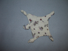 PS-1523  Dierendorpje kroeldoekje