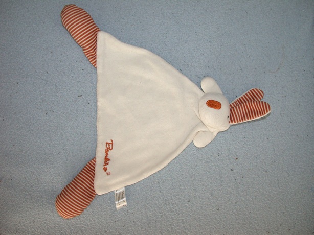 K-1407  Bambino kroeldoekje konijn