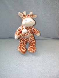 AJ-987  Nicotoy giraffe met kleintje/kindje - kleine maat!