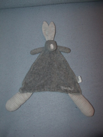 K-1499  Bambino kroeldoekje konijn