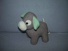 H-1165  Hema gebreide hond - 22 x 24 cm