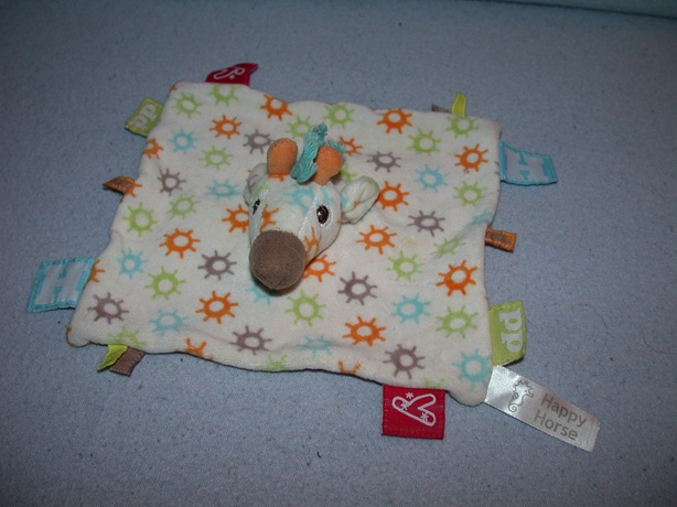 AJ-867  Happy Horse labeldoekje giraffe Gini