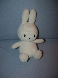 K-1719  Bon Ton Toys Nijntje ribvelours - 25 cm
