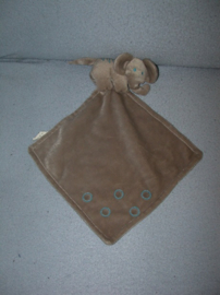 KP-238  Unitoys olifantje met kroeldoekje