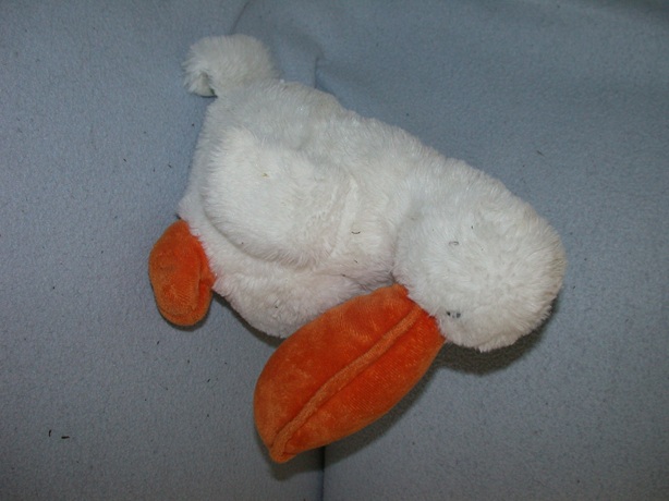 E-638  Sanquin/Bloedbank pelikaan 28 cm