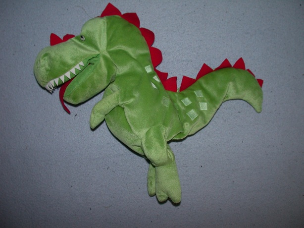 AJ-1208  Ikea handpop draak Läskig - 25 cm