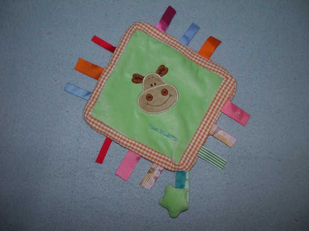 KP-1055  Tiamo labeldoekje nijlpaard Harry the Hippo